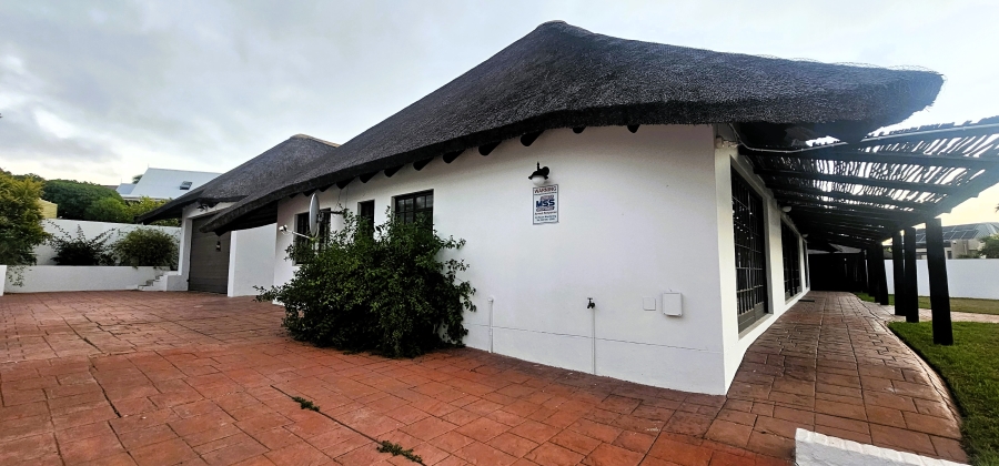 5 Bedroom Property for Sale in Myburgh Park Western Cape